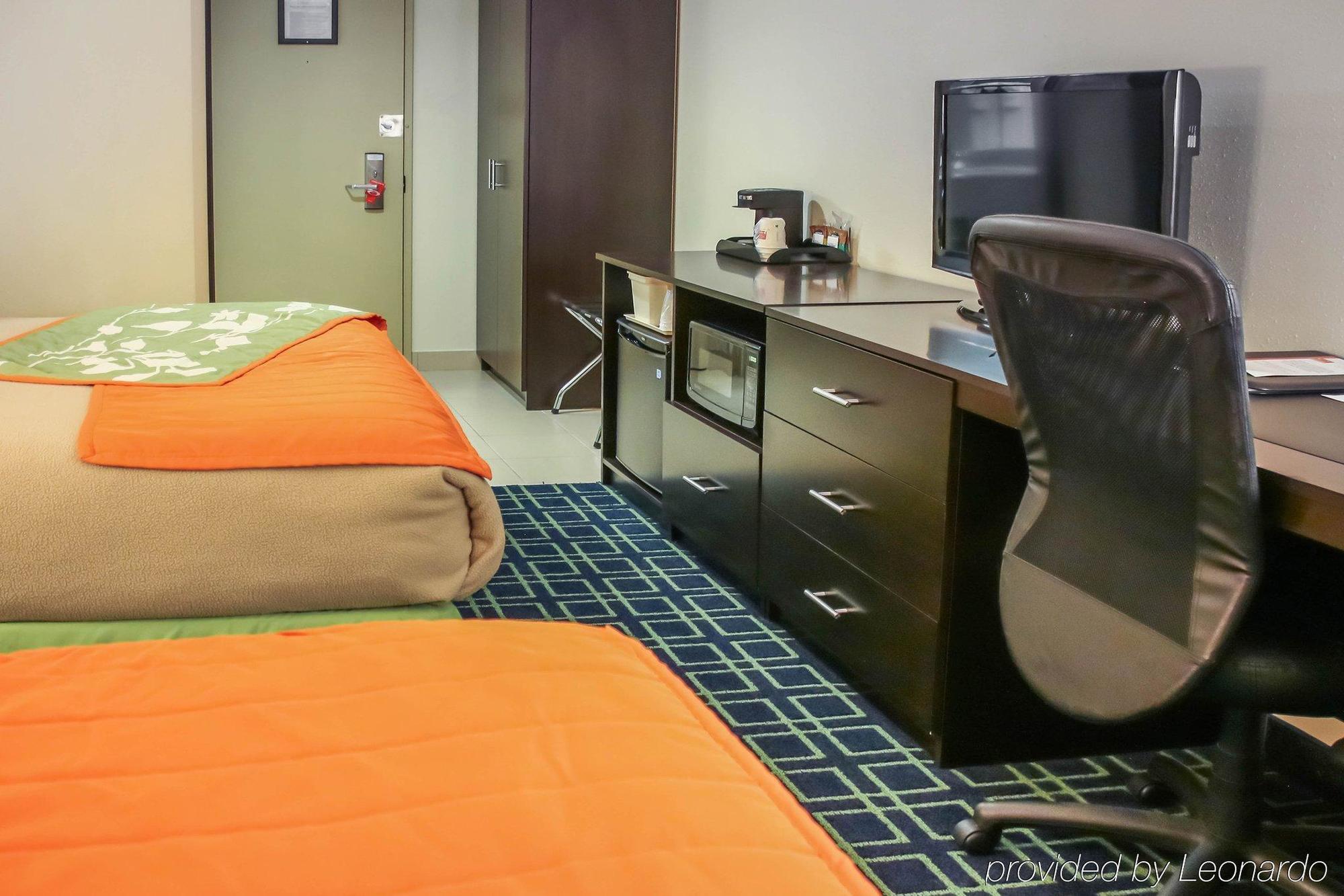 New Lodge Уинипег Екстериор снимка