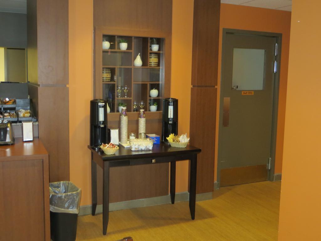 New Lodge Уинипег Екстериор снимка